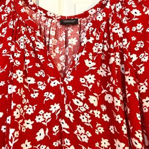 Jones & Co flowy top